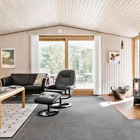 Hébergement de vacances 1469-aakirkeby-lyngvejen-35 Vester Somarken